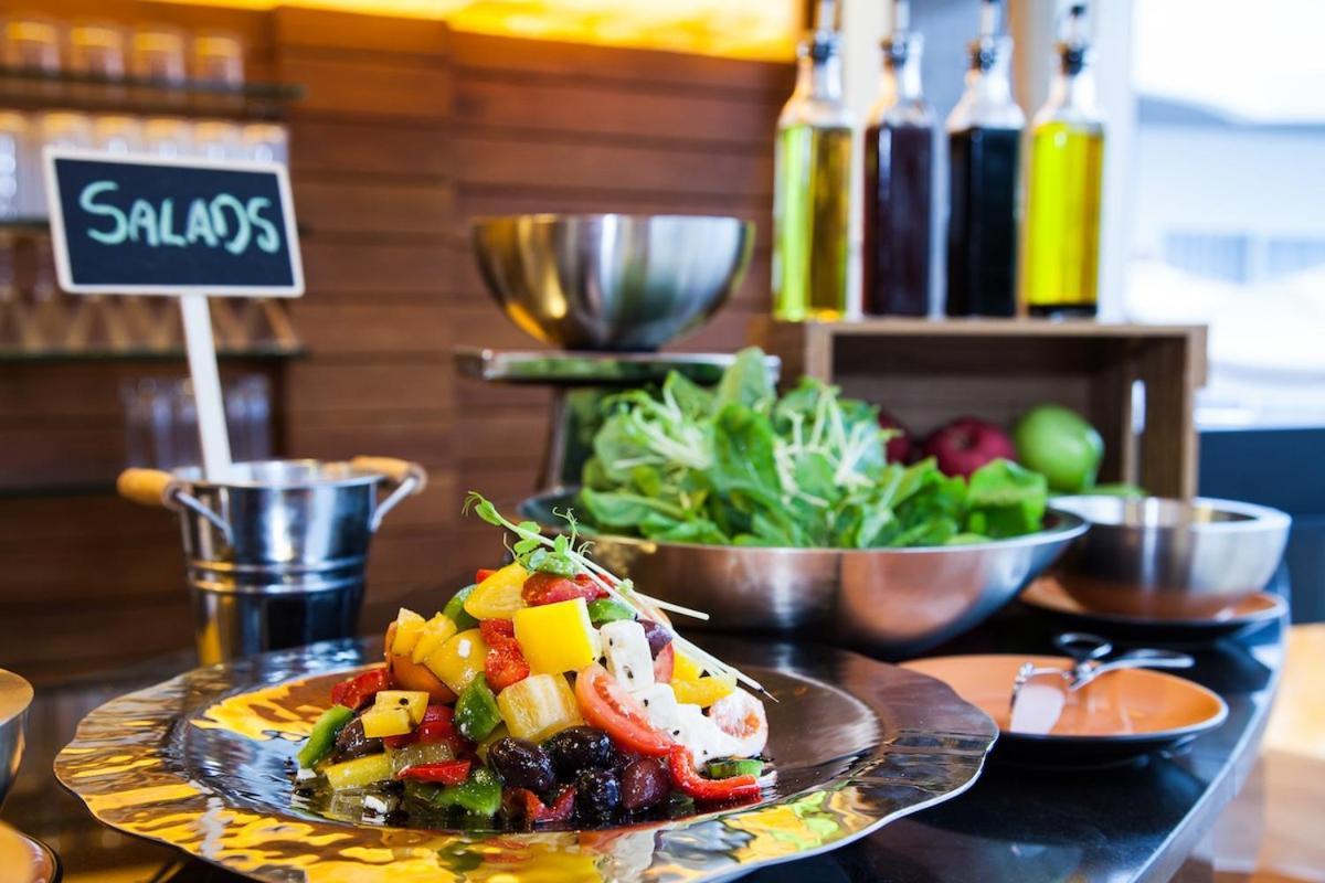 Resort The Privilege Ezra (adults Only) Strand Bang Rak